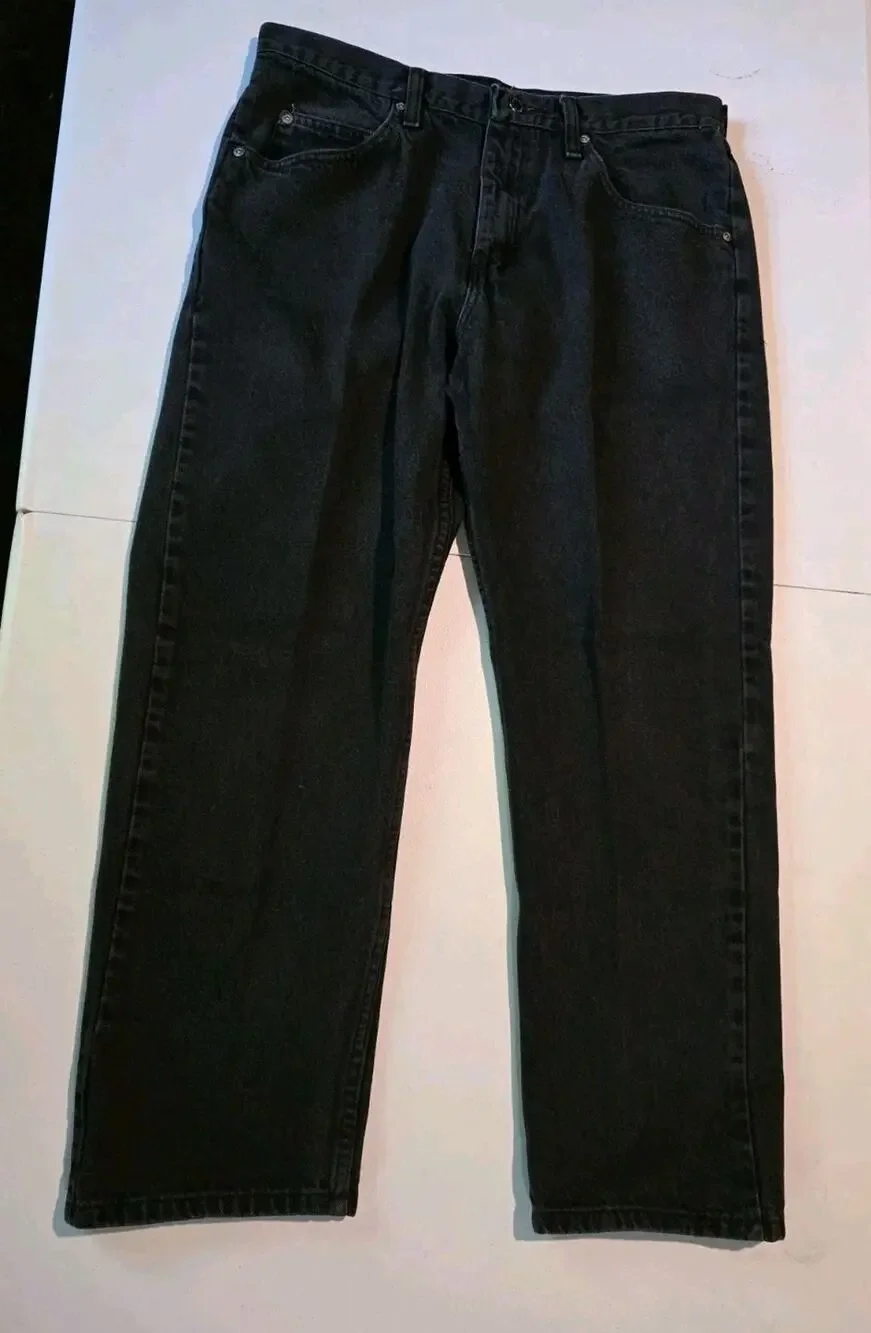 VTG Wrangler Jeans Mens 34x30 Black Straight Leg Denim 100% Cotton 5-Pocket